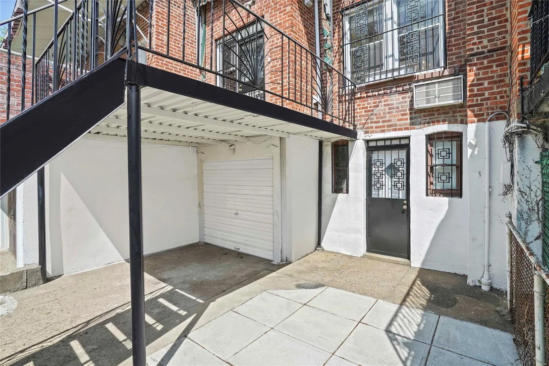 Photo of 1804 Avenue X
