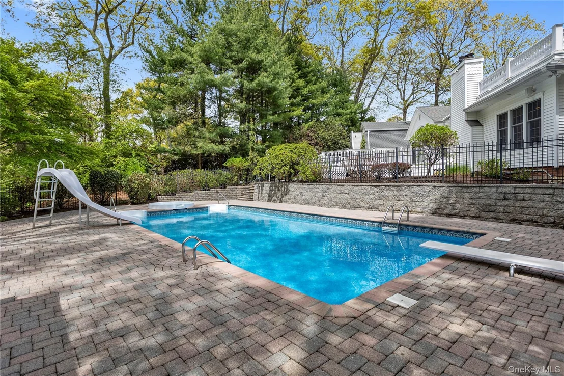 Photo of 9 Concord Drive