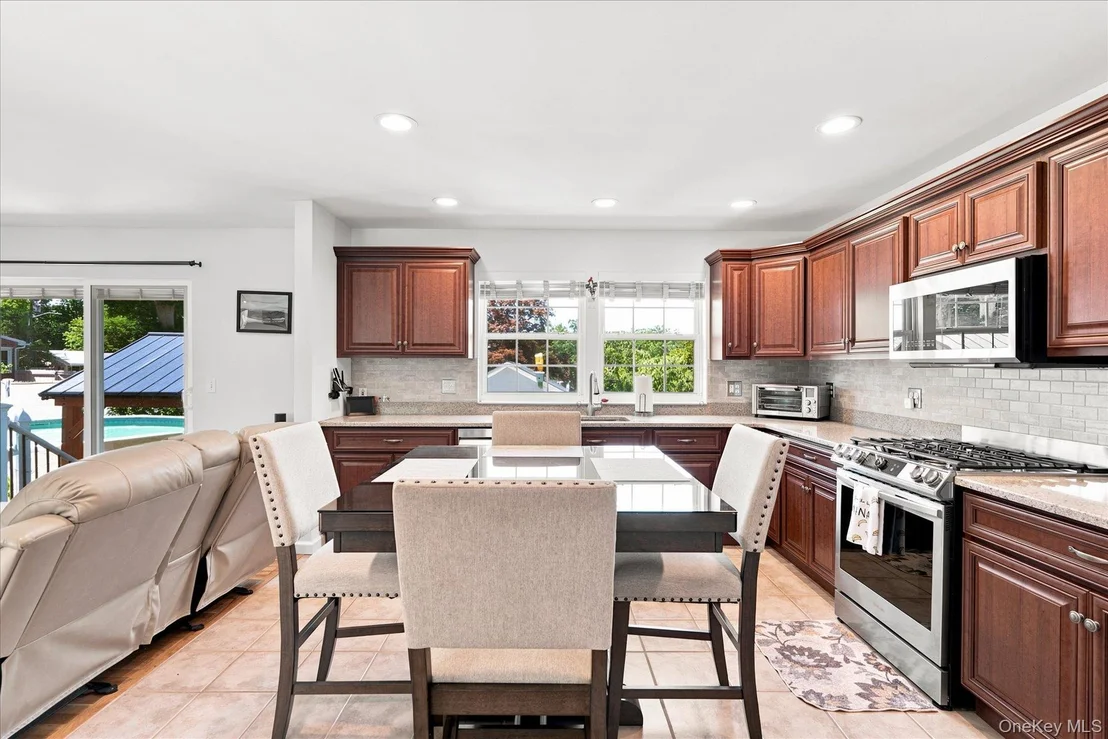 Photo of 85 Maple Road