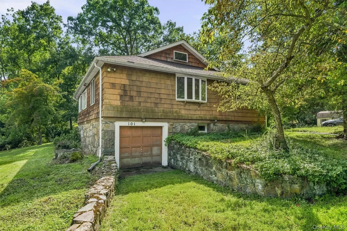 Photo of 101 Highland Road