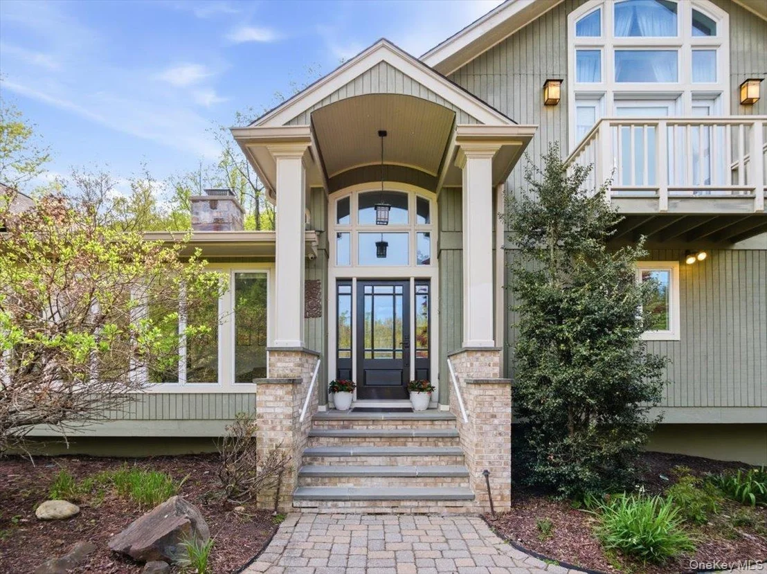 Photo of 608 Palmer Drive