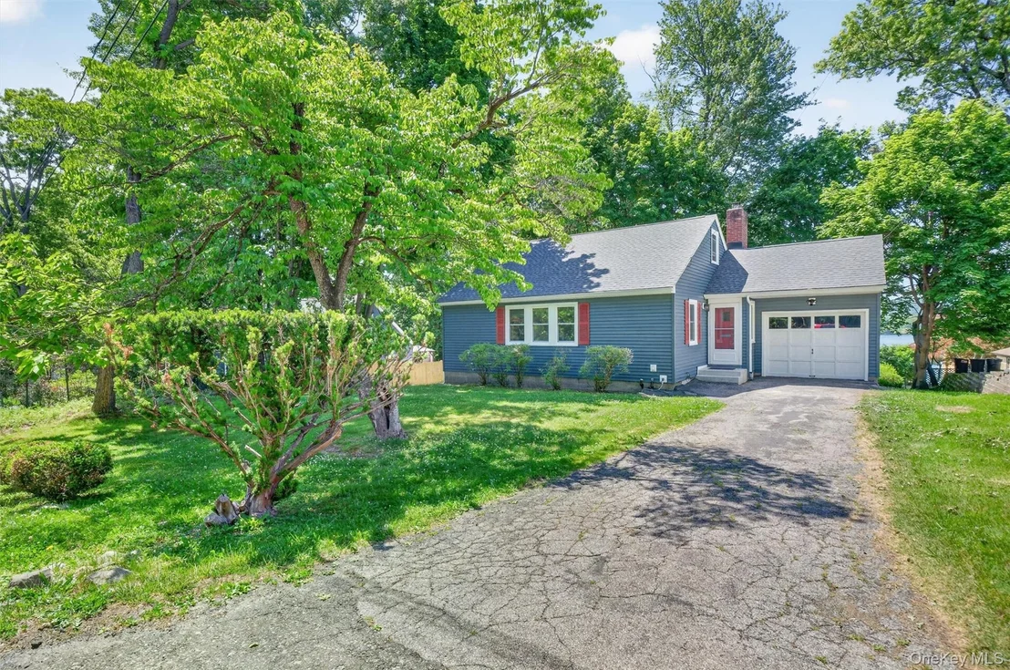 Photo of 333 Oak Drive