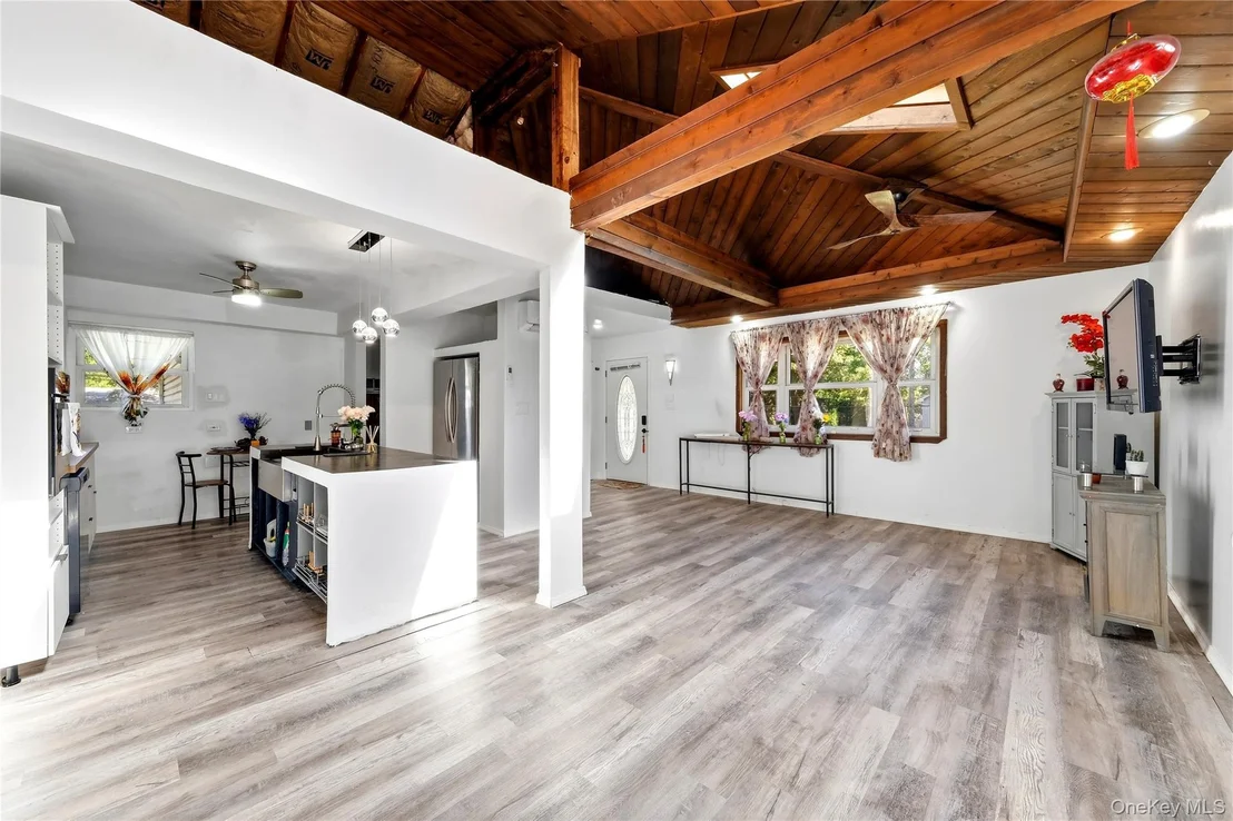 Photo of 32 Edgewood Street