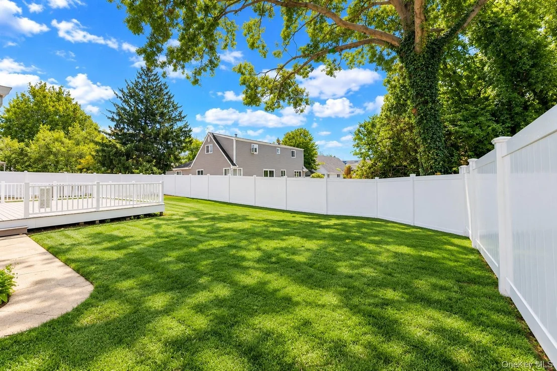 Photo of 14 Arcadia Drive