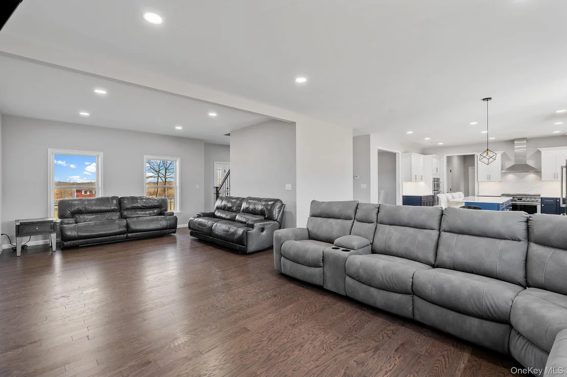 Photo of 10 Harrier Ridge Drive