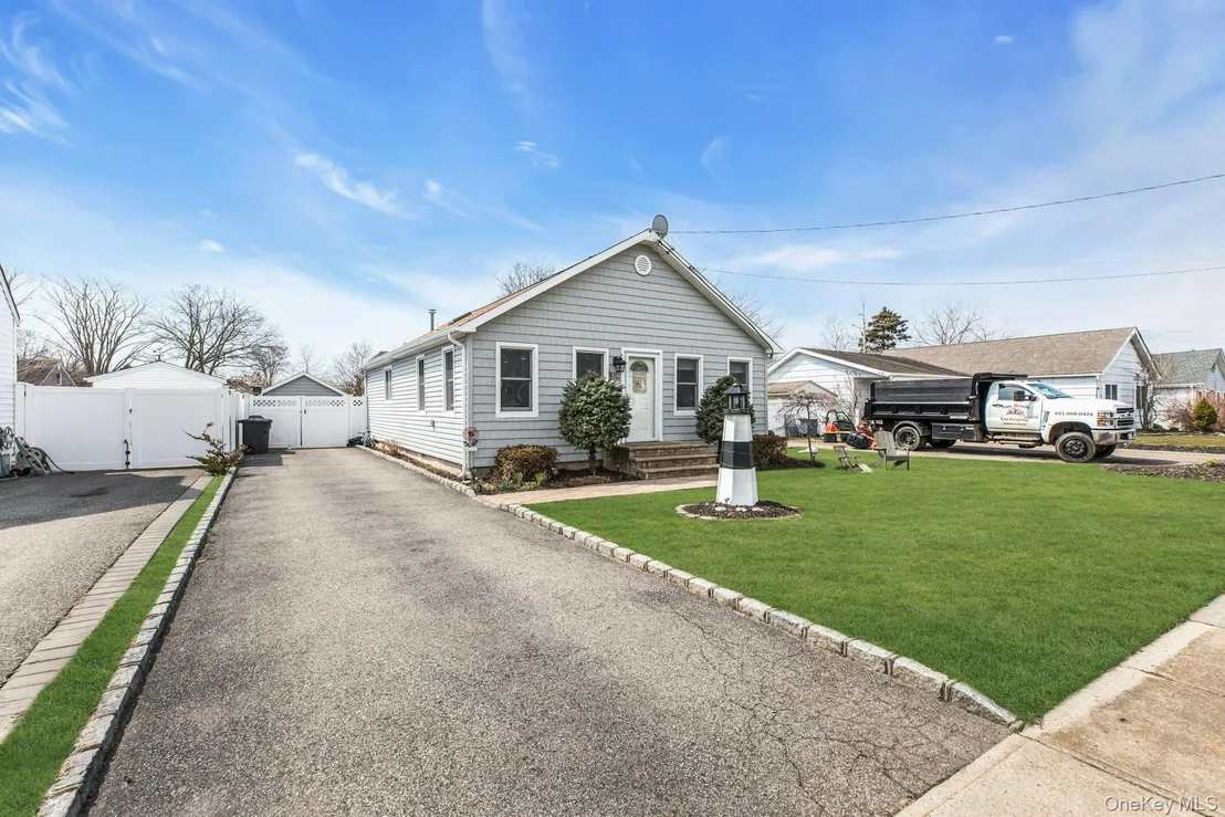 Photo of 39 Ocean Avenue
