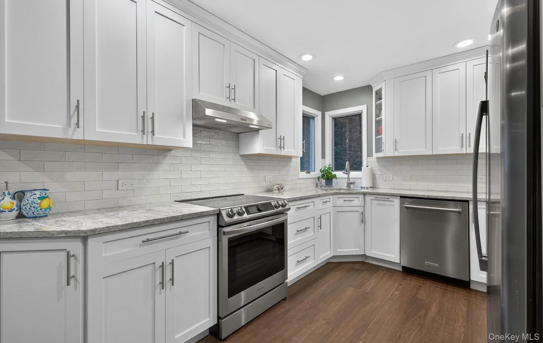Photo of 40 Pittoni Drive