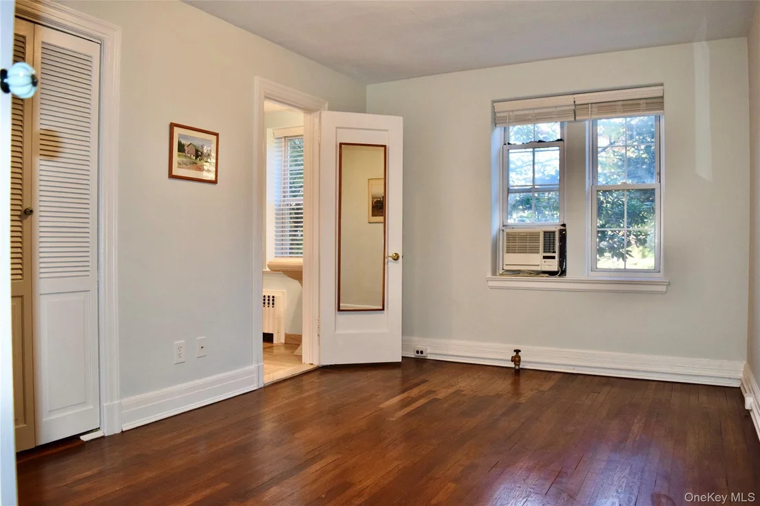 Photo of Unit 1C at 2 Alden Place