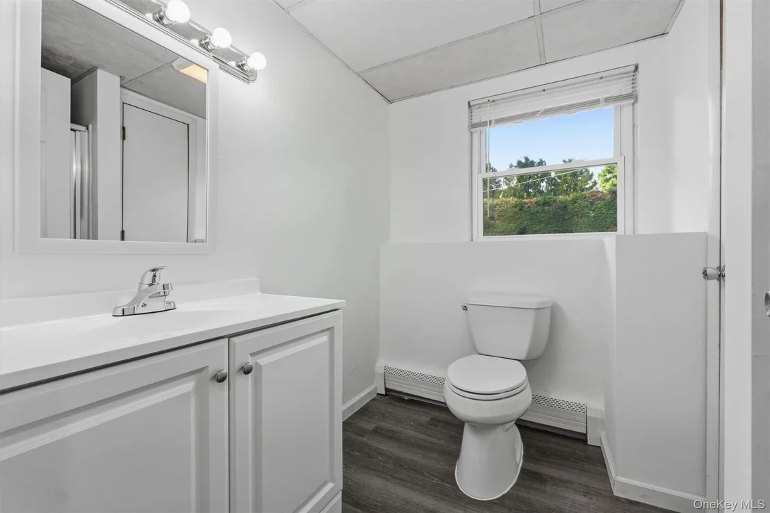 Photo of 77 Robin Drive