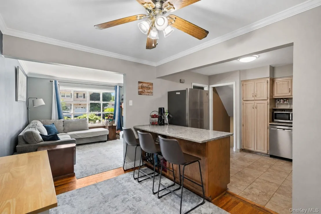 Photo of 24 Maplewood Boulevard