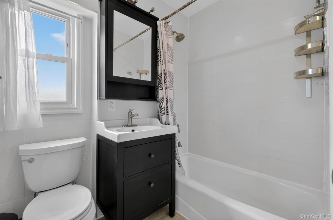 Photo of 32-34 147th Place