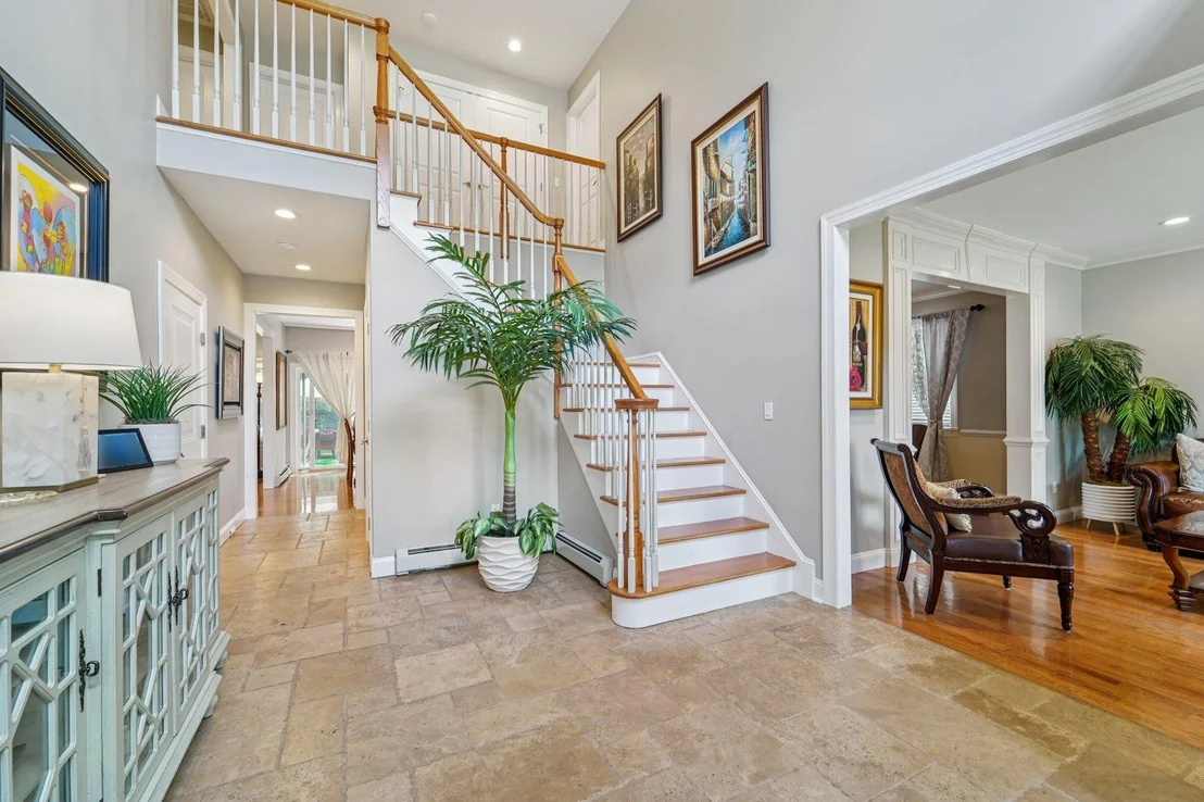Photo of 10 Willow Drive