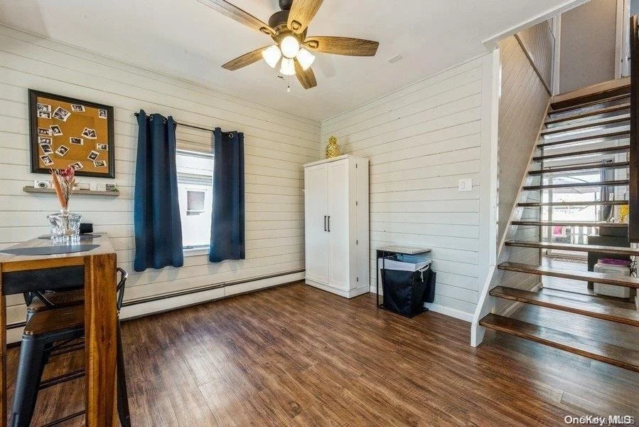 Photo of 2275 Centre Avenue
