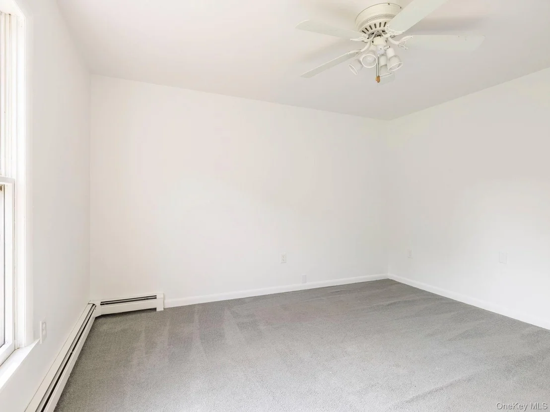 Photo of 233 Queens Highway