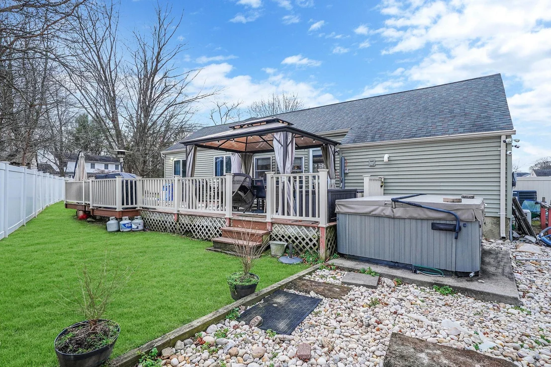 Photo of 48 Henry Avenue