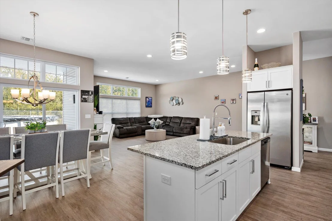 Photo of 15 Pondview Circle