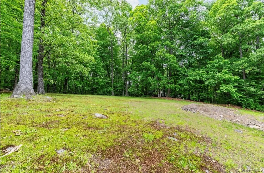 Photo of 337 Freetown Highway