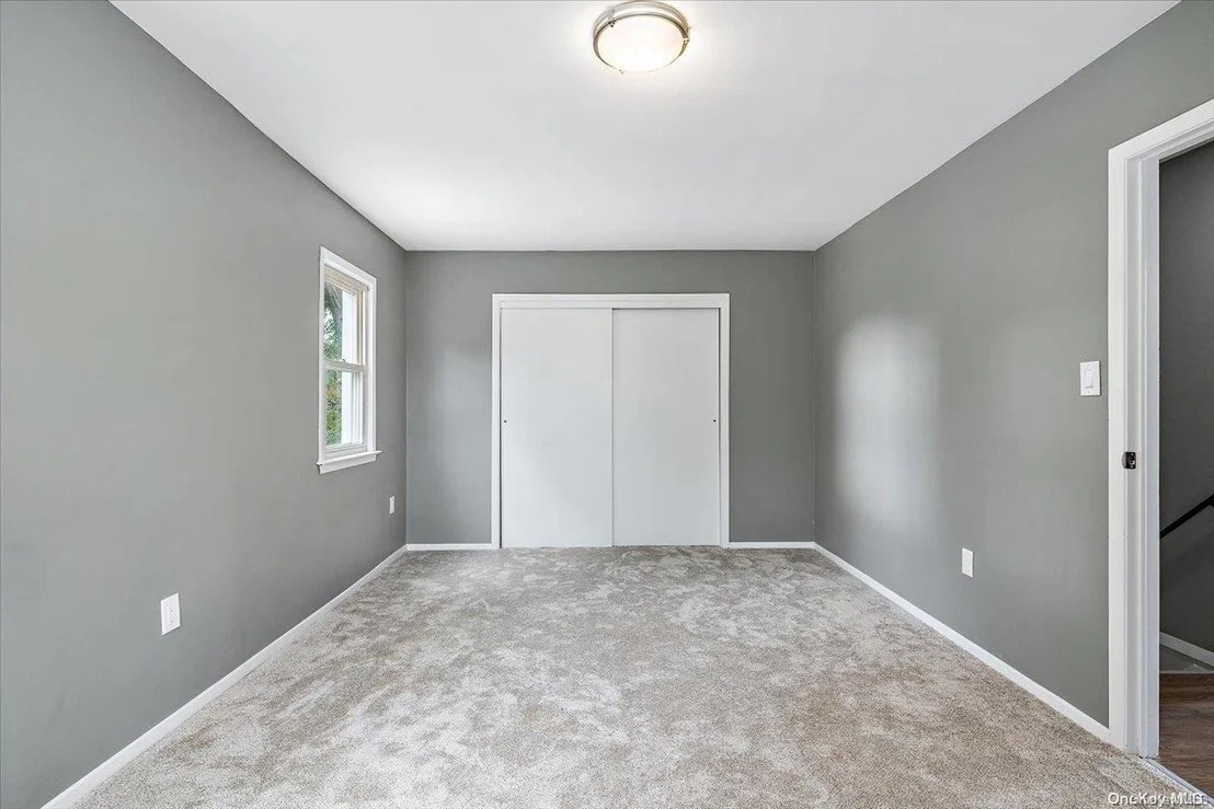 Photo of 187 Plainview Road