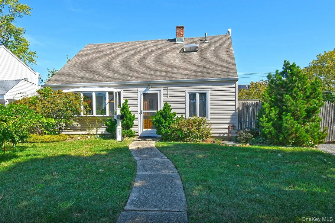 Photo of 69 Schoolhouse Road