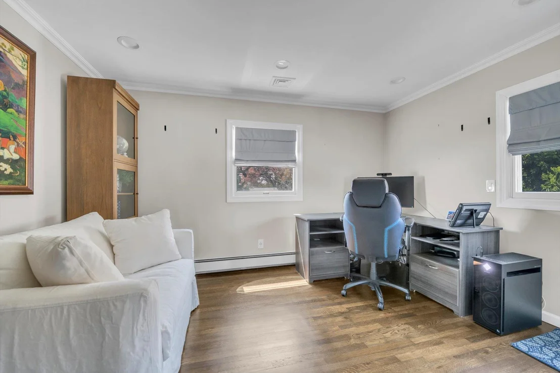 Photo of 47 Parkview Circle