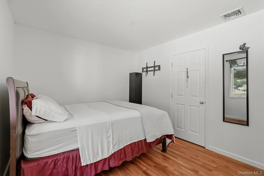Photo of 72 Eastview Drive