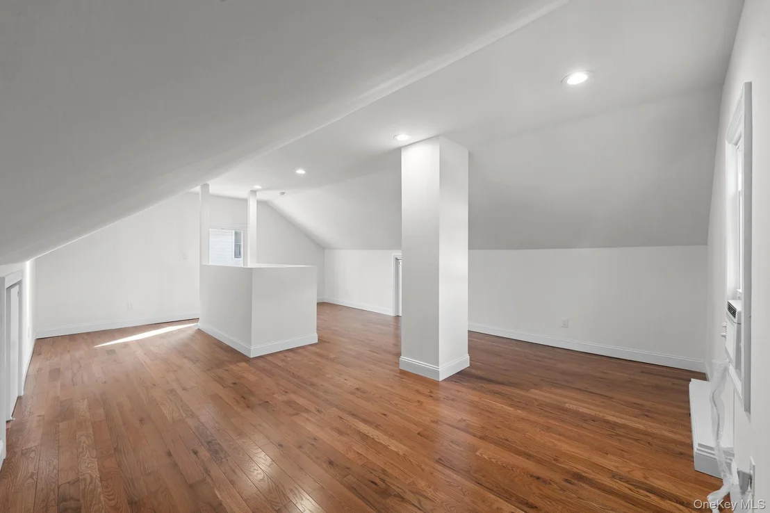 Photo of 2 Fordham Place