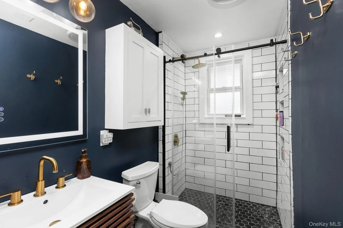 Photo of 17 Heathcote Road