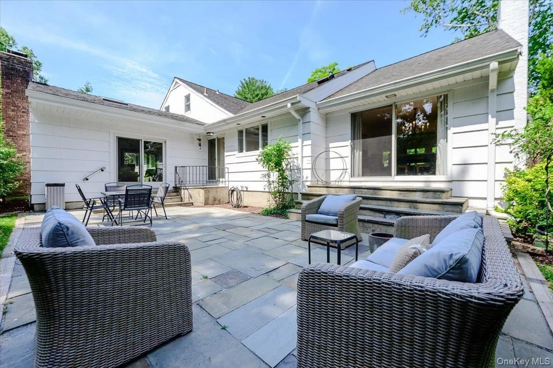 Photo of 15 Tamarac Trail