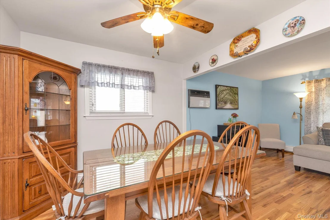 Photo of 46 Forest Avenue