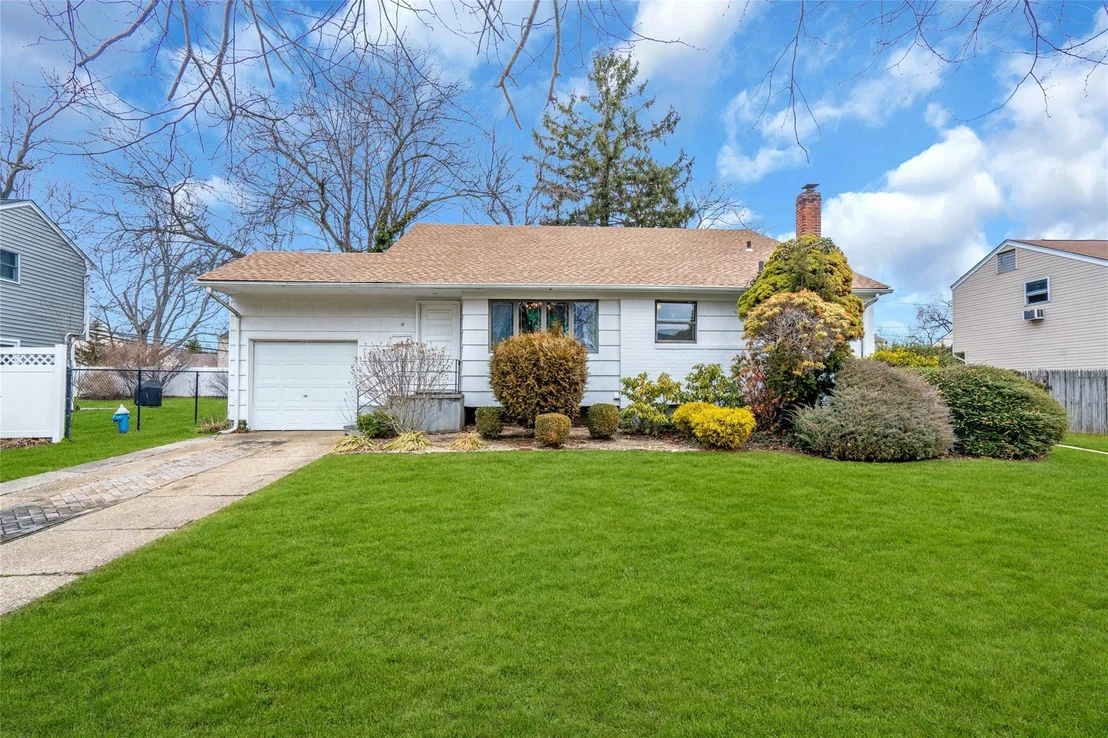 Photo of 19 Brook Path