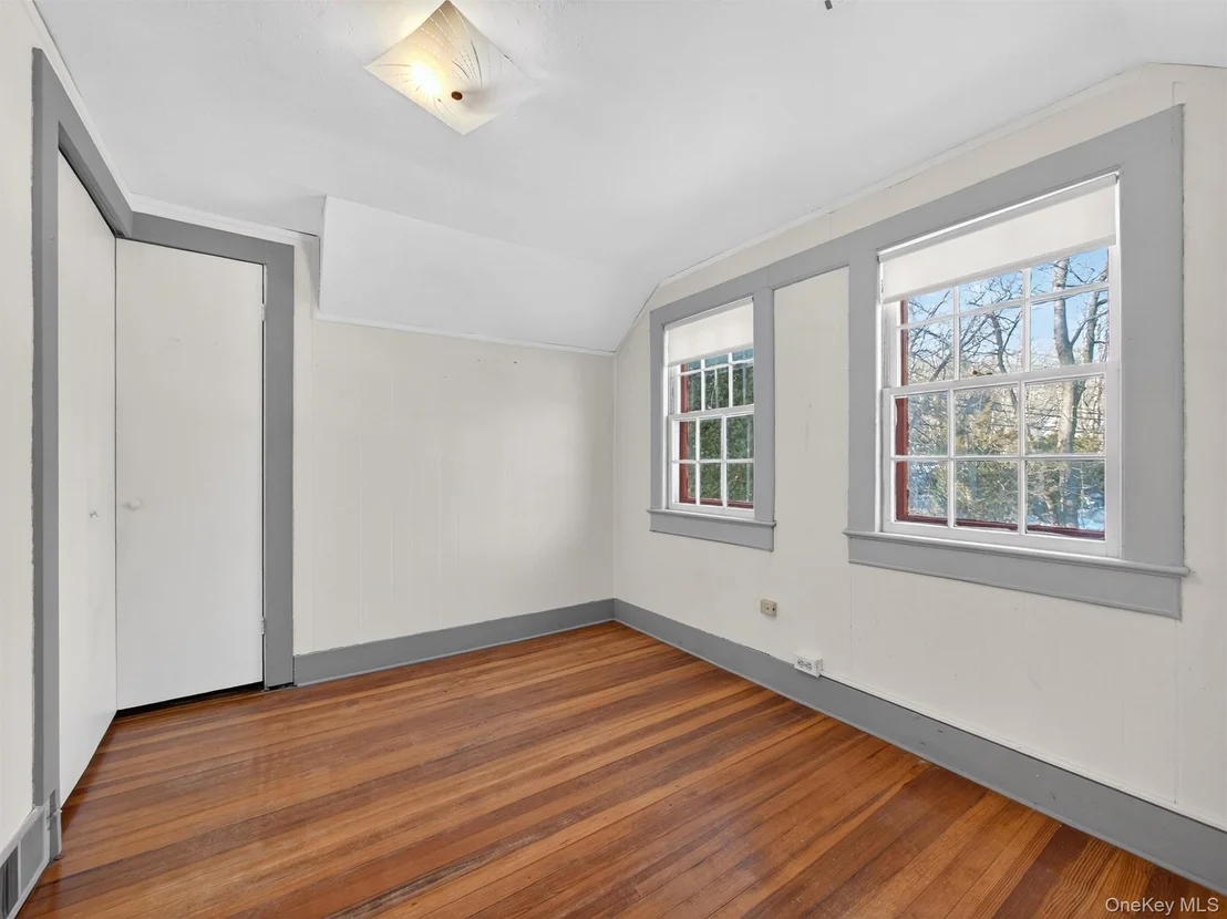 Photo of 325 Haverstraw Road