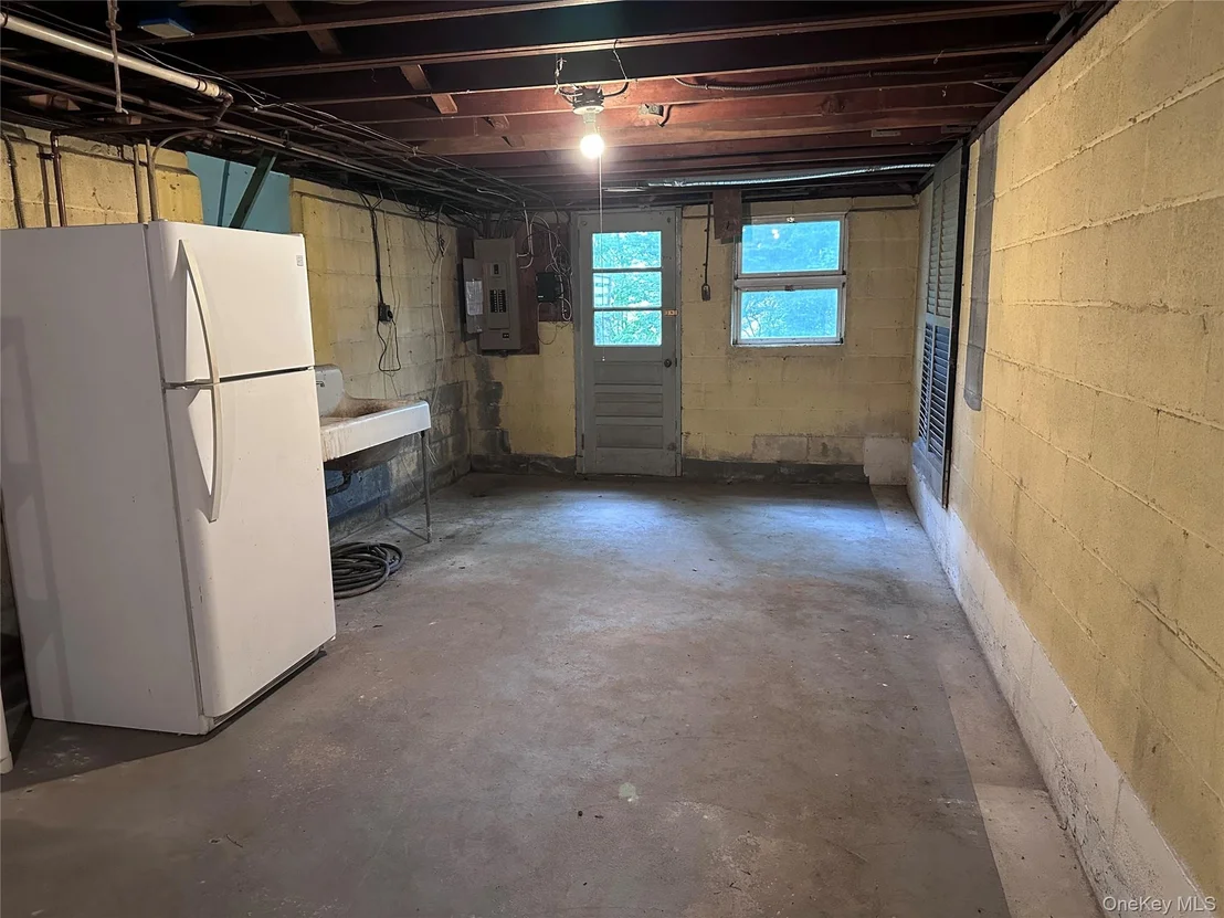 Photo of 60 Shirley Avenue