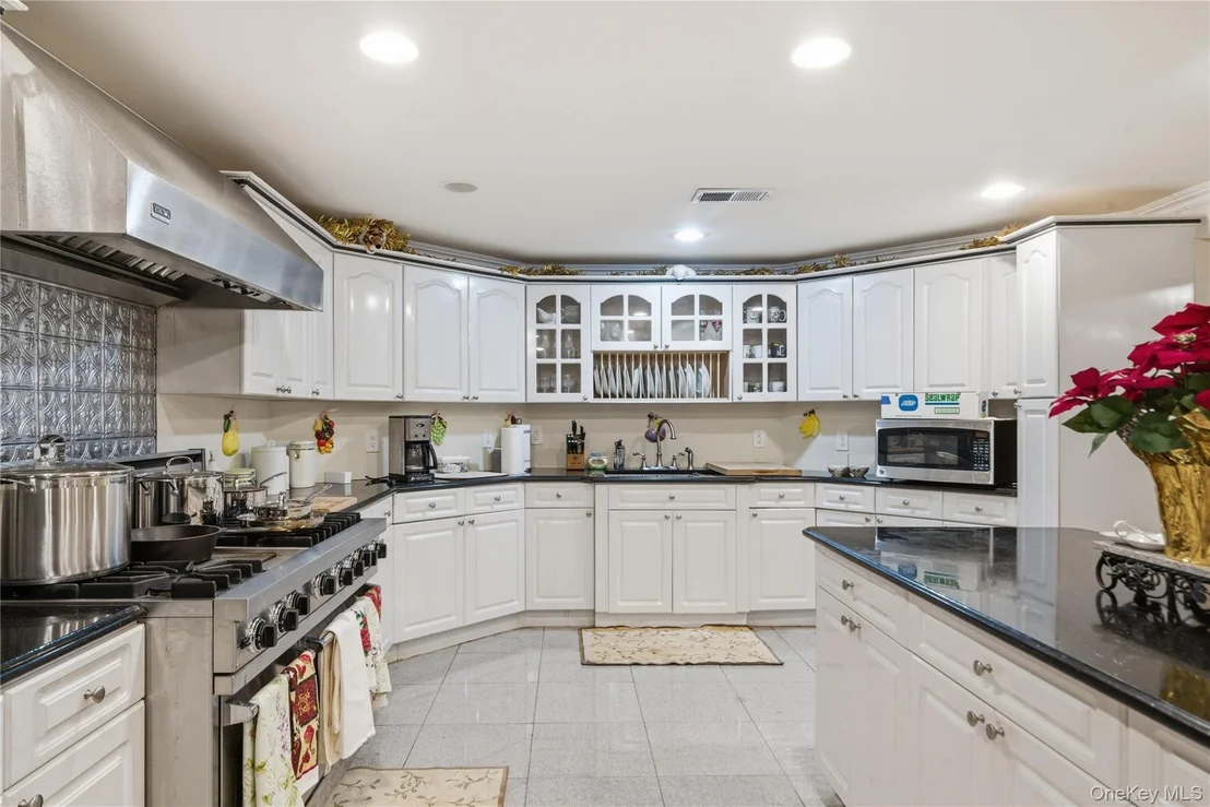 Photo of 2 Deepwells Lane