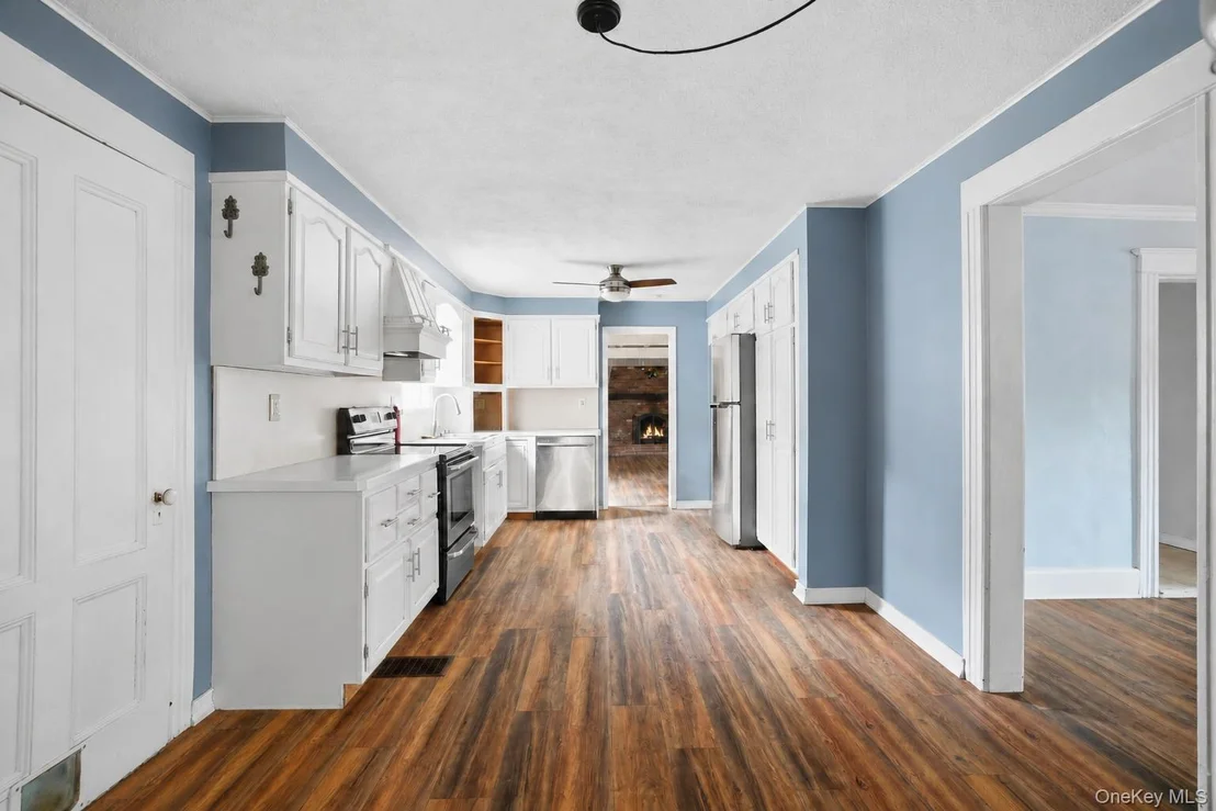 Photo of 23 Kent Avenue
