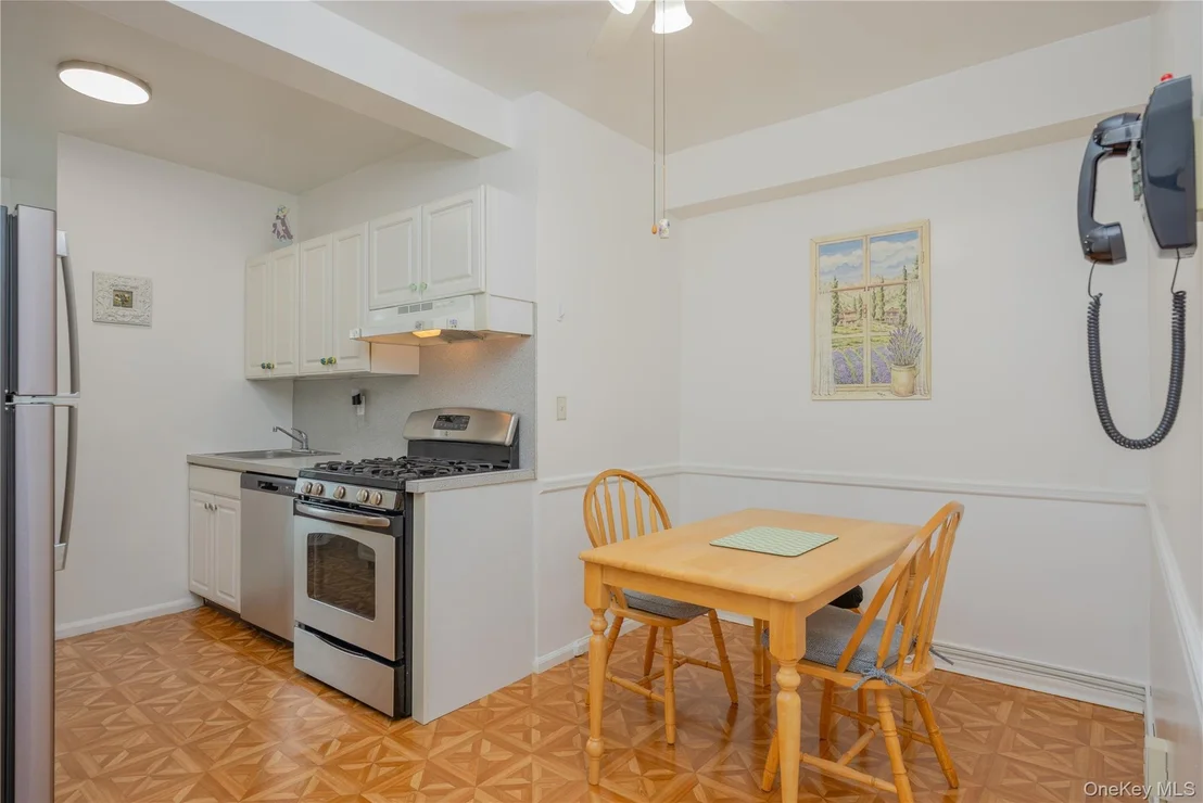 Photo of Unit 6D at 900 Palmer Road