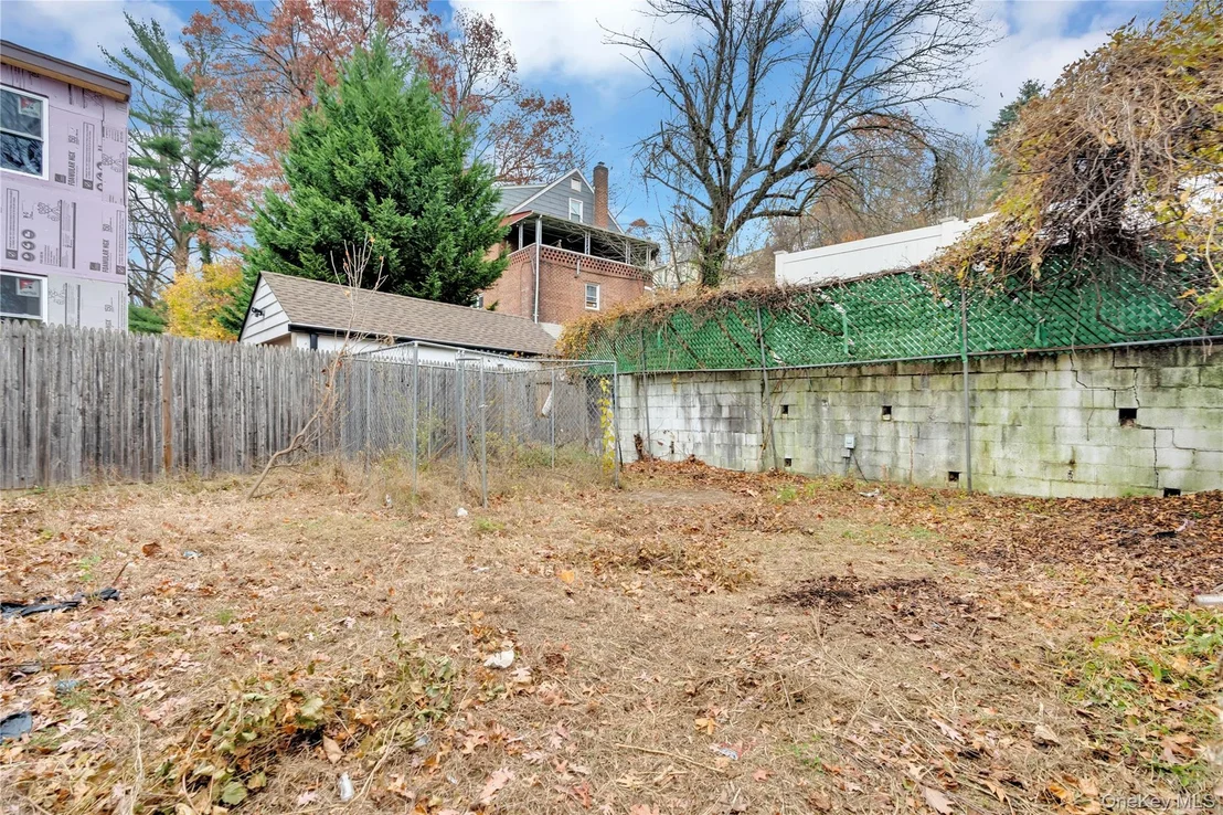 Photo of 32 Tibbetts Road