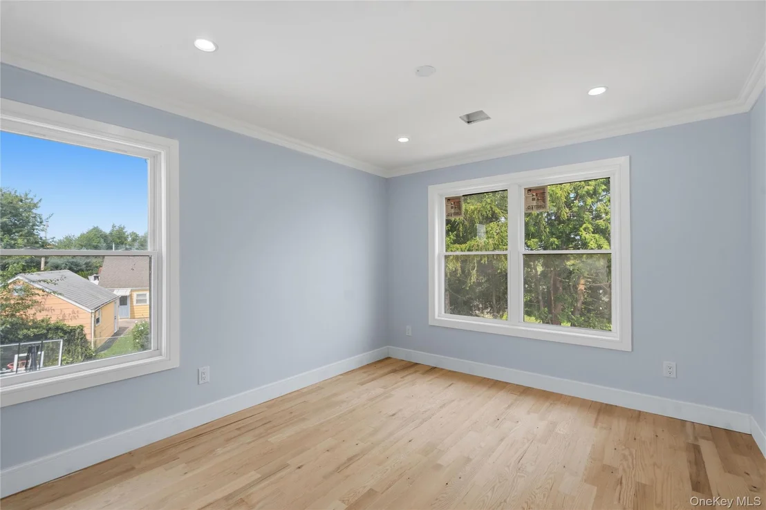 Photo of 145 Bethpage Road