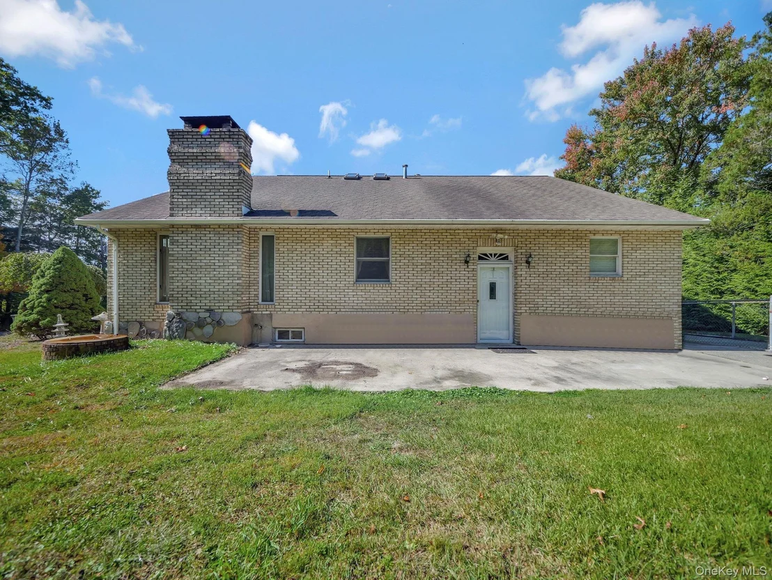 Photo of 111 Sycamore Drive