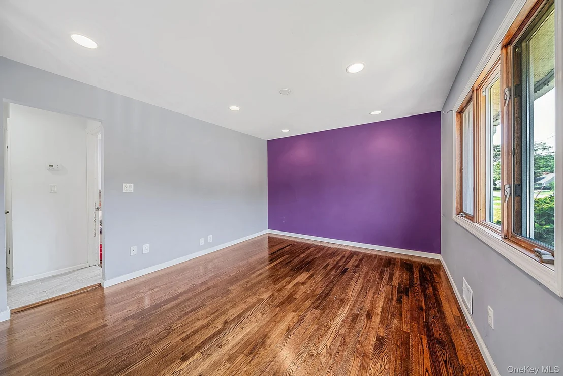 Photo of 146 Dawn Drive