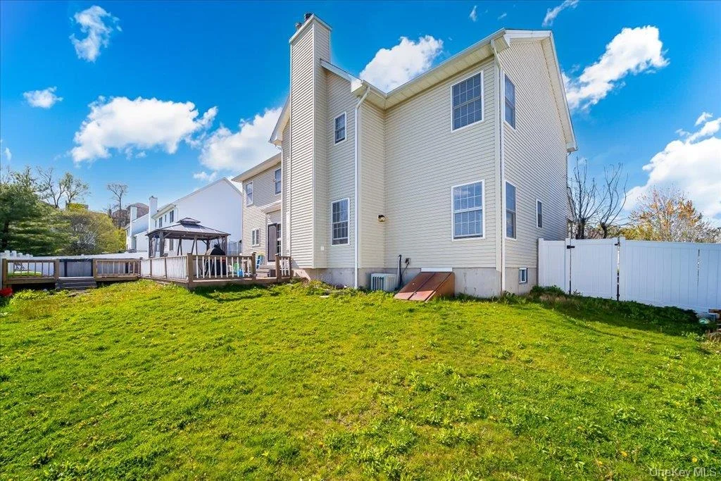 Photo of 2723 Colonial Drive