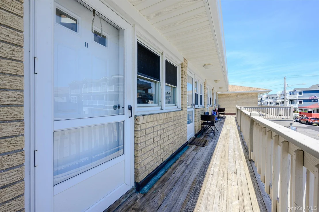 Photo of Unit 11 at 979 Oceanfront