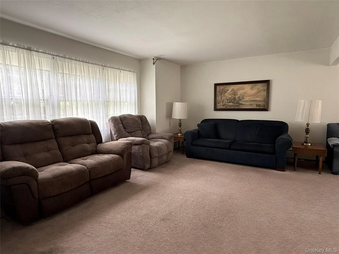 Photo of 51 Stuart Drive