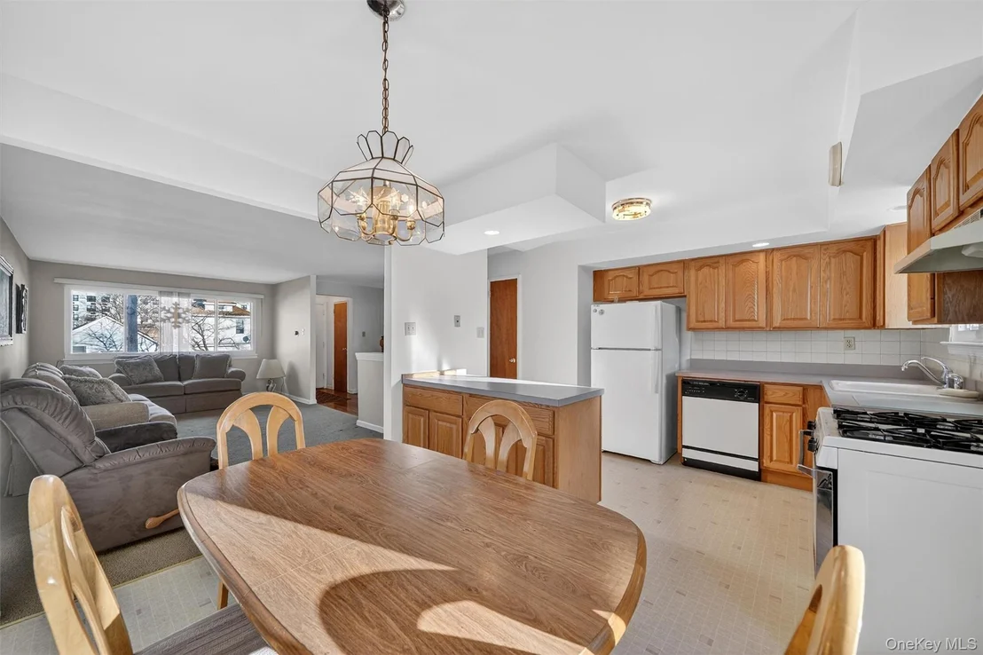 Photo of 725 Logan Avenue