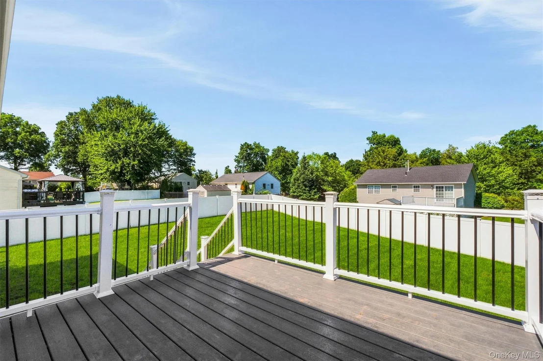 Photo of 17 Princeton Drive