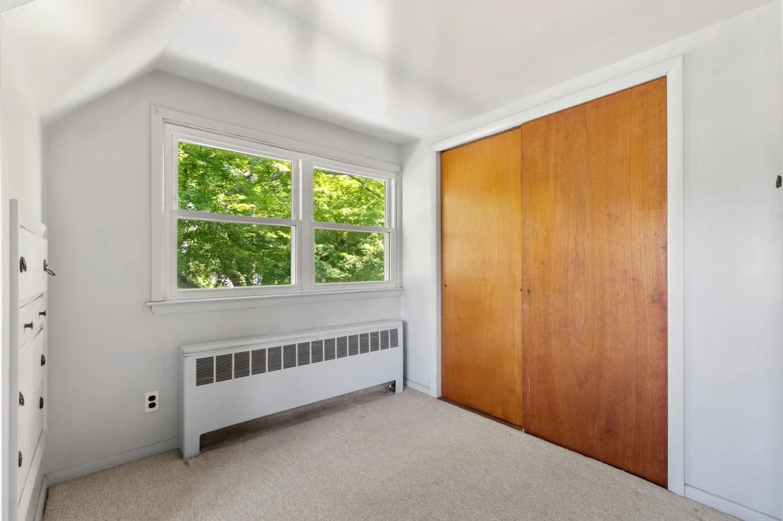 Photo of 98 Westlake Drive