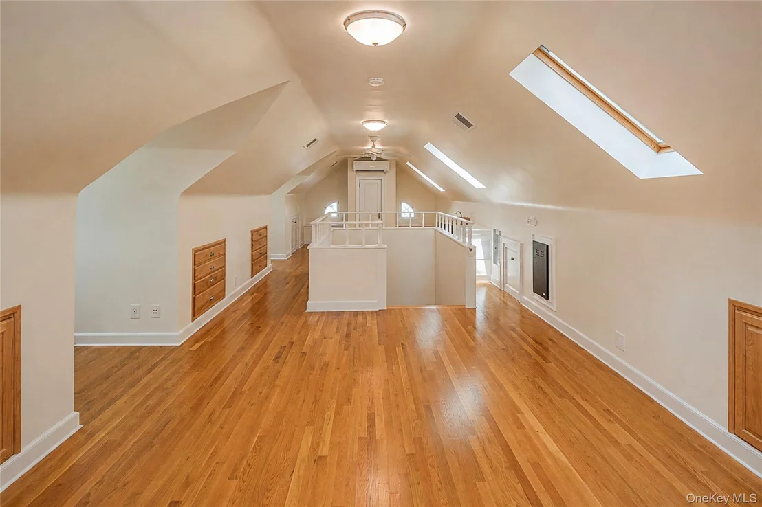 Photo of 190 Douglas Place