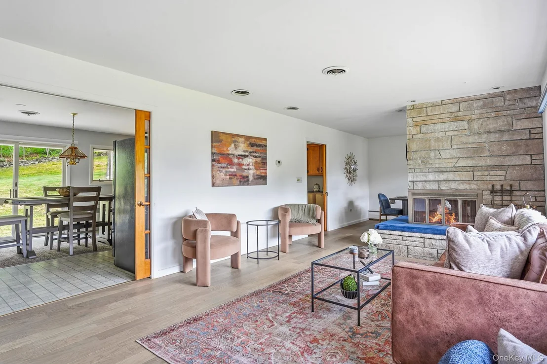 Photo of 21 Vail Road