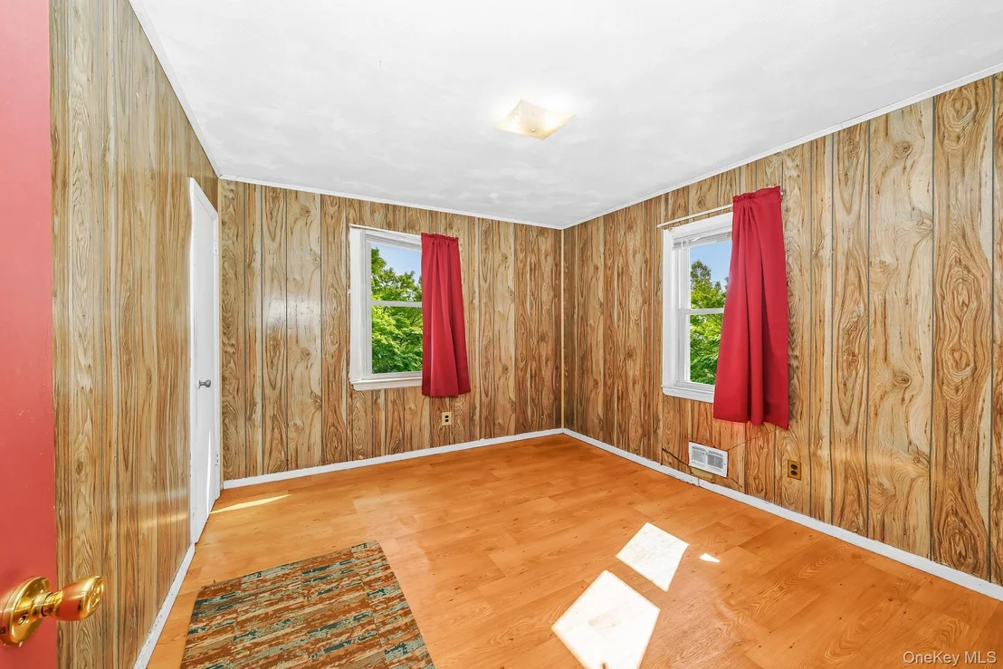 Photo of 214 Root Avenue