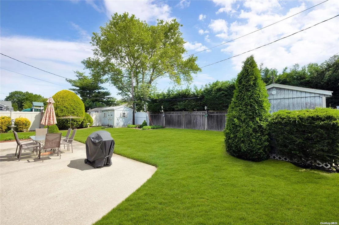 Photo of 25 Redwood Drive