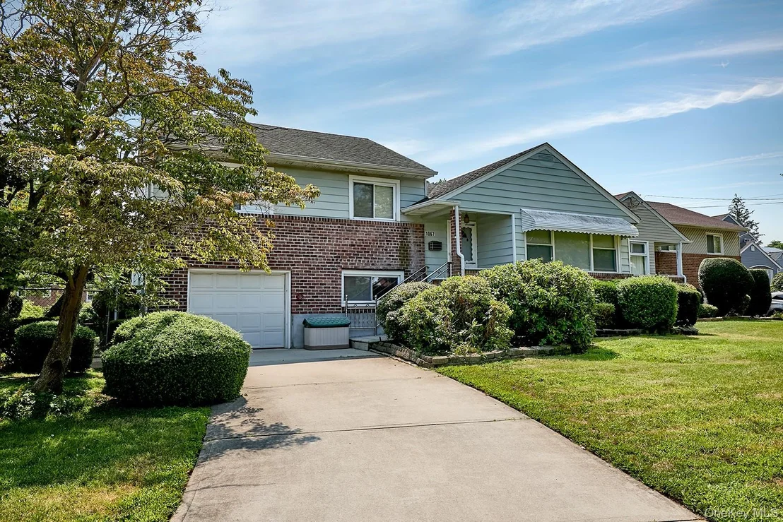 Photo of 1067 Ashley Drive